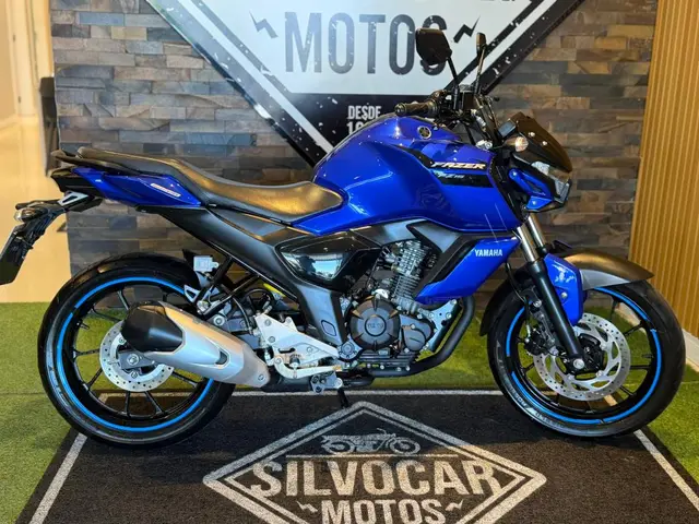 Moto Yamaha Fazer FZ15 2024 ABS