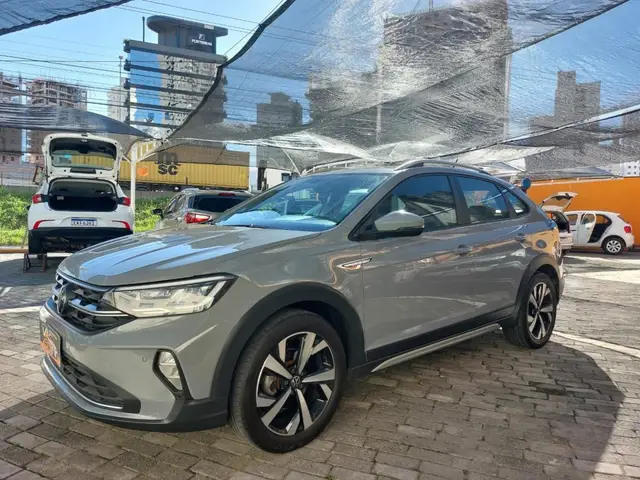 Carro Volkswagen Nivus 2024 Highline 200 TSI