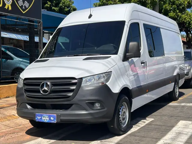 Carro Mercedes-Benz Sprinter 2020 416 Furgão E.L. T. A. 2.2 Dies.
