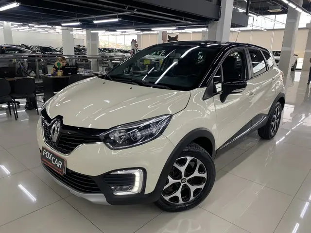 Carro Renault Captur 2018 Intense 1.6 16v SCe CVT (Flex)