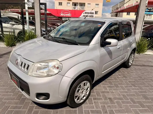 Carro Fiat Uno 2012 Vivace 1.0 8V (Flex) 4p