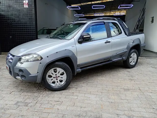 Carro Fiat Strada 2011 Adventure 1.8 16V (Flex) (Cabine Dupla)