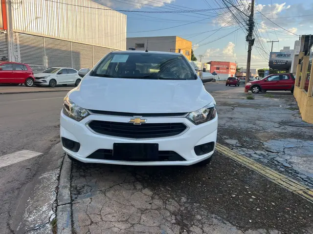 Carro Chevrolet Onix 2017 1.0 LT SPE/4