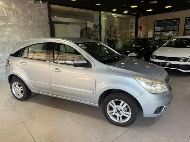 Carro Chevrolet Agile 2010 LTZ 1.4 8V (Flex)