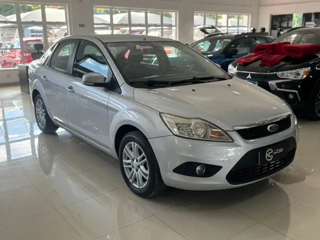 Carro Ford Focus Sedan 2013 GLX 2.0 16V (Flex)