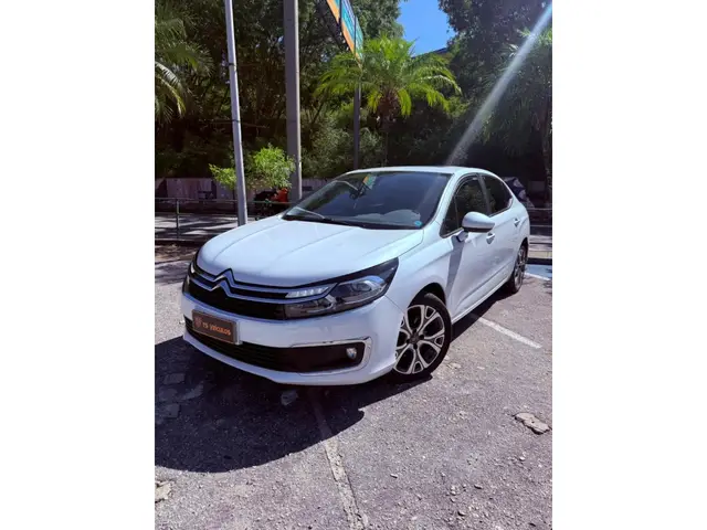 Carro Citroën C4 Lounge 2018 Shine 1.6 THP (Flex) (Aut)