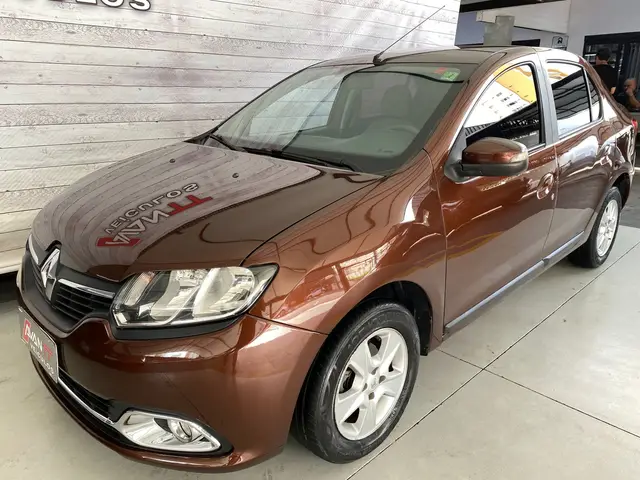 Carro Renault Logan 2014 Dynamique 1.6 8V