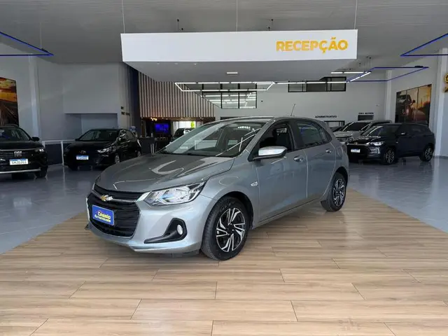 Carro Chevrolet Onix 2025 LT 1.0