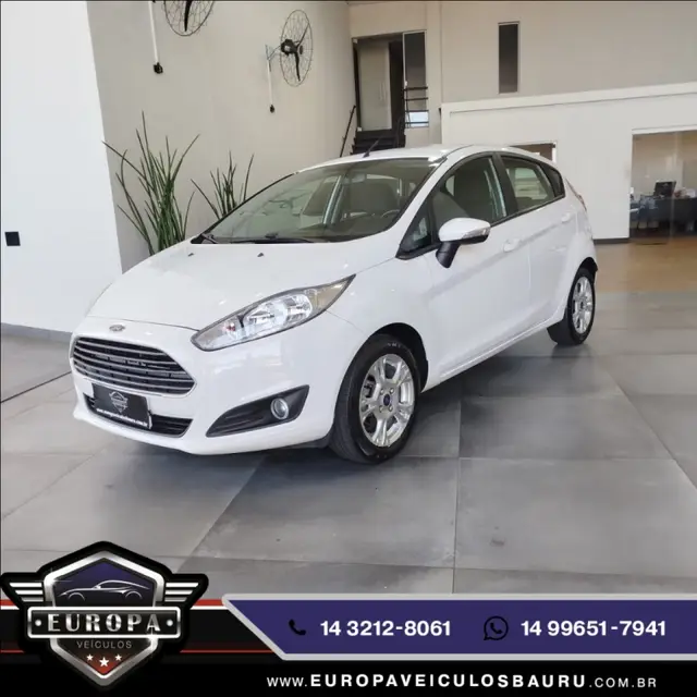 Carro Ford Fiesta Hatch 2014 1.5 (Flex)