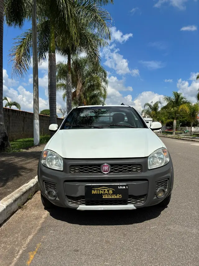 Carro Fiat Strada 2020 1.4 CS Freedom