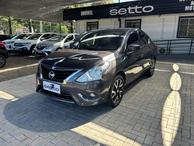 Carro Nissan Versa 2016 1.6 16V Unique (Flex)