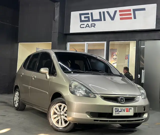 Carro Honda Fit 2006 LX 1.4