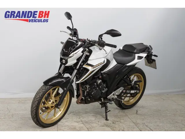 Moto Yamaha Fazer FZ25 2025 Flex