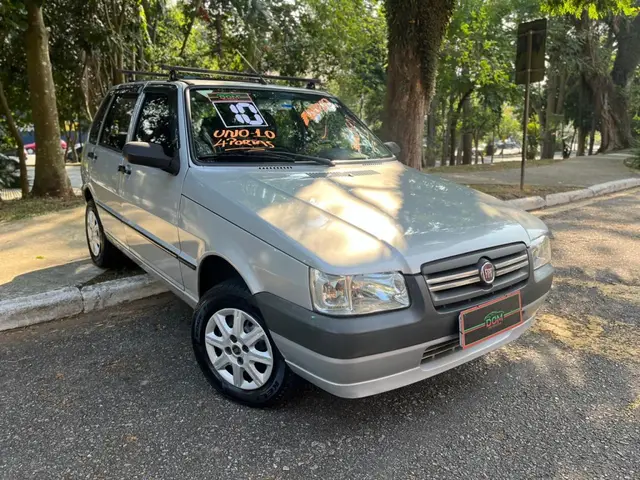 Carro Fiat Uno Mille 2010 Fire Economy 1.0 (Flex) 4p