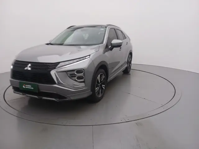 Carro Mitsubishi Eclipse Cross 2023 HPE-S Sport 1.5 16V Aut.