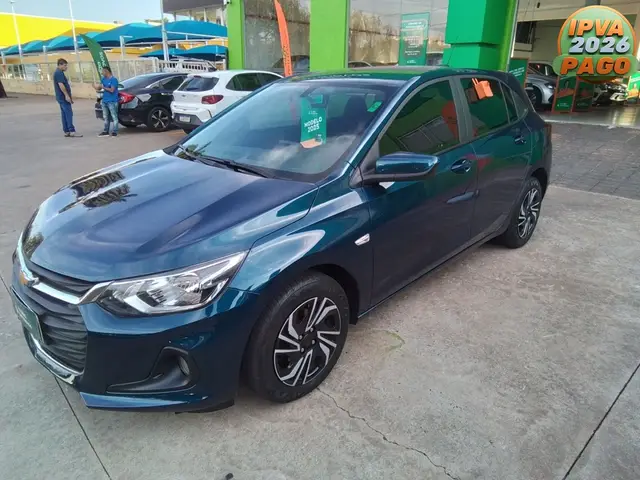 Carro Chevrolet Onix 2025 LT 1.0