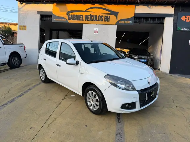 Carro Renault Sandero 2014 Expression 1.0 16V (flex)
