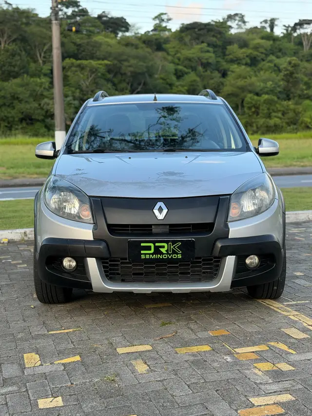 Carro Renault Sandero Stepway 2014 TechRun 1.0 16V Hi-Flex (aut)