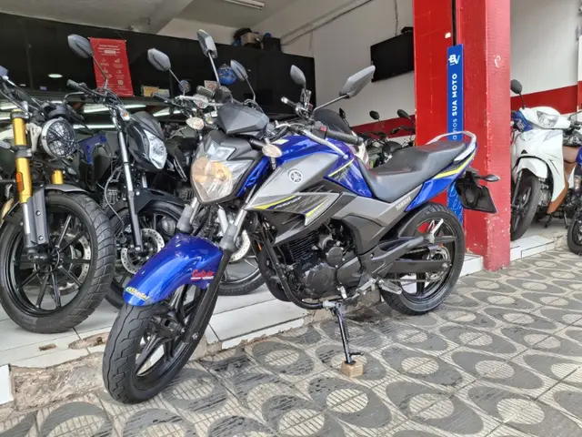 Moto Yamaha YS 250 Fazer 2017 Blueflex