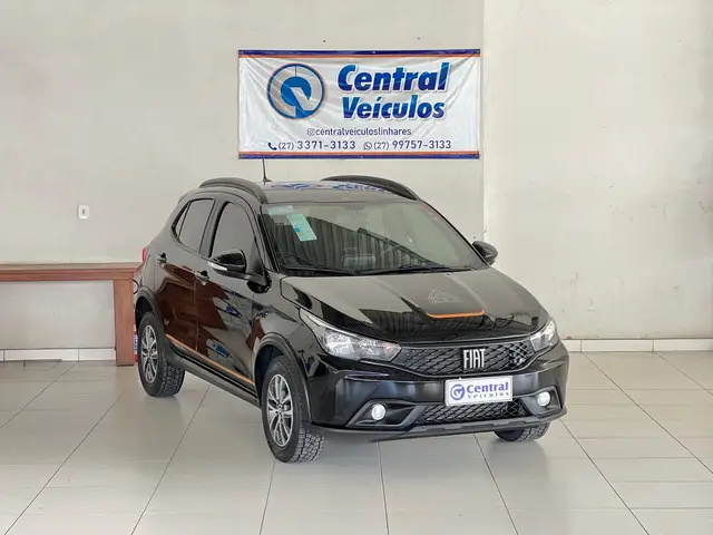 Carro Fiat Argo 2023 Trekking 1.3 (Aut.)