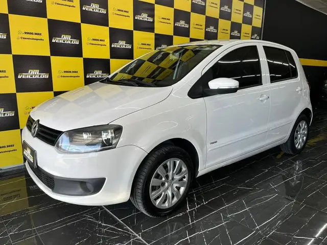 Carro Volkswagen Fox 2012 1.0 8V (Flex) 2p