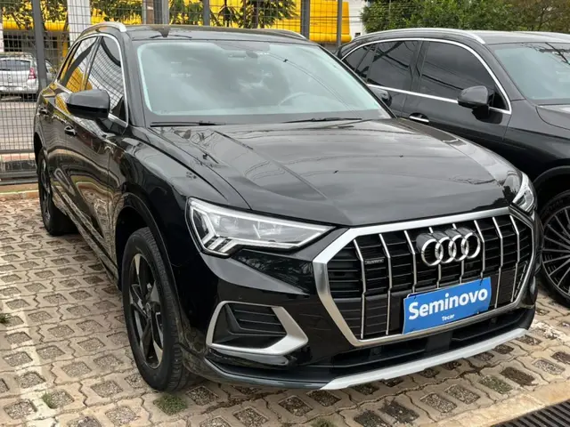 Carro Audi Q3 2022 Perf. Black 2.0 TFSI Tiptr. Quattro