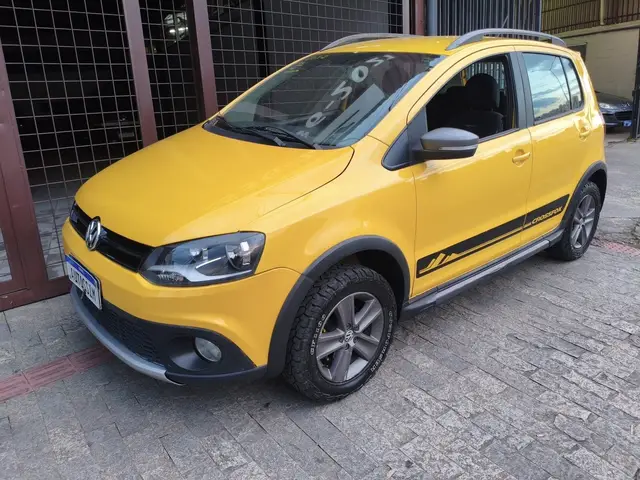 Carro Volkswagen CrossFox 2012 1.6 VHT (Flex)