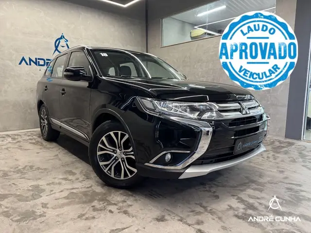 Carro Mitsubishi Outlander 2018 Comfort 2.0 16V (Aut)
