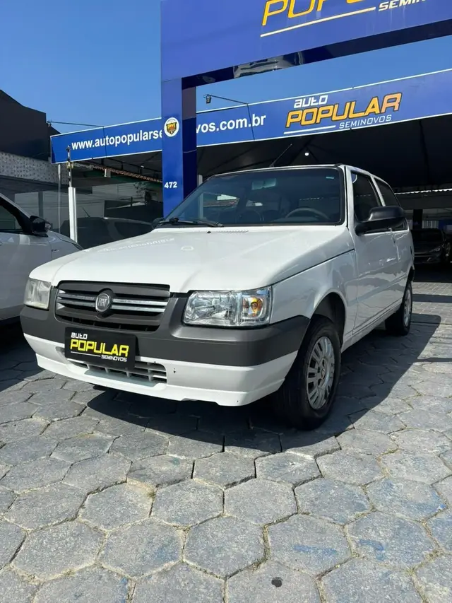 Carro Fiat Uno 2013 Vivace 1.0 8V (Flex) 2p
