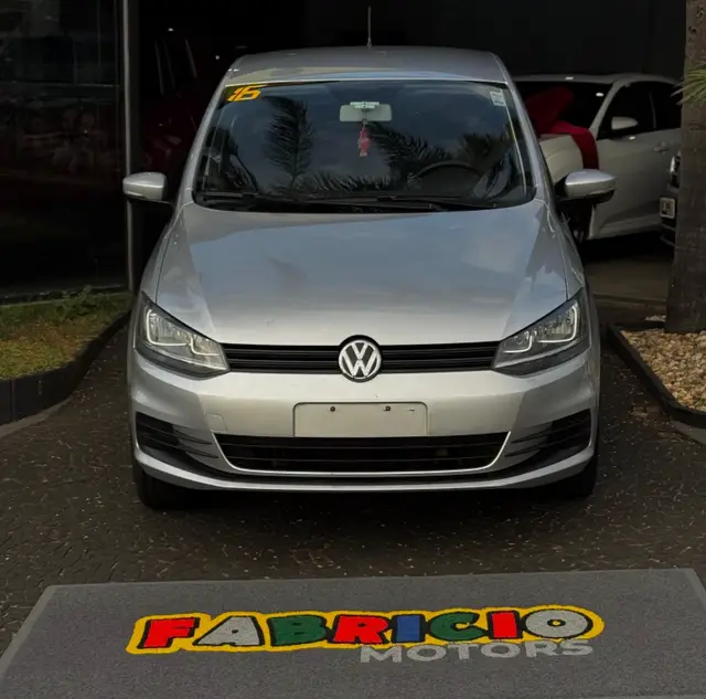 Carro Volkswagen Fox 2016 1.0 MPI Comfortline (Flex)