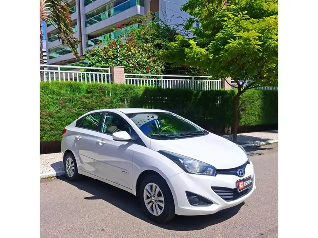 Carro Hyundai HB20S 2015 1.6 Comfort Plus (Flex)