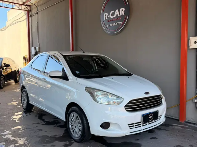 Carro Ford Ka Sedan 2015 SE 1.5 16v (Flex)