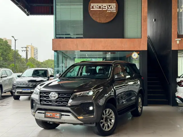 Carro Toyota SW4 2021 SRV 2.7 7L 4x2 (Aut) (Flex)