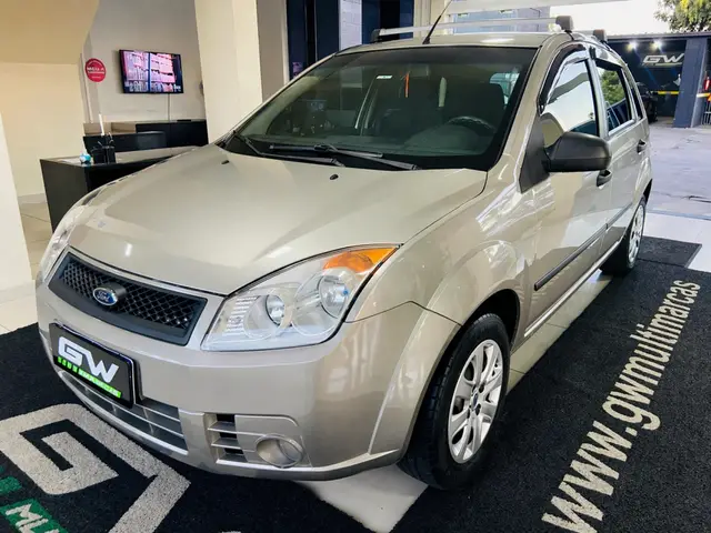 Carro Ford Fiesta Hatch 2008 1.0 (Flex)