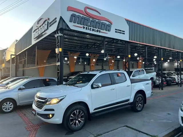 Carro Chevrolet S10 Cabine Dupla 2017 S10 2.5 ECOTEC SIDI LTZ 4WD (Cabine Dupla)