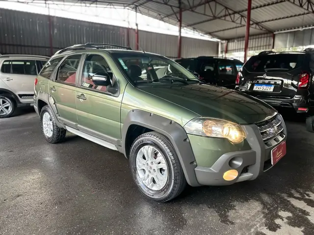 Carro Fiat Palio 2012 W.ADV. LOCK. ITALIA 1.8 Flex 16V