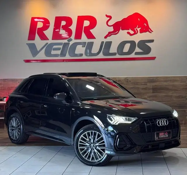 Carro Audi Q3 Sportback 2023 Performance Black 2.0