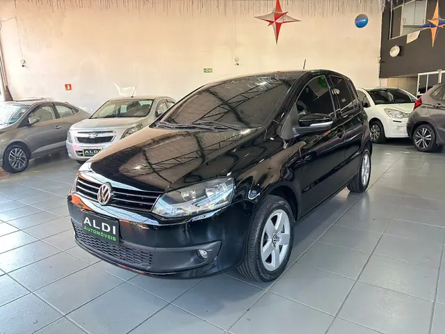 Carro Volkswagen Fox 2016 1.6 MSI Trendline (Flex)