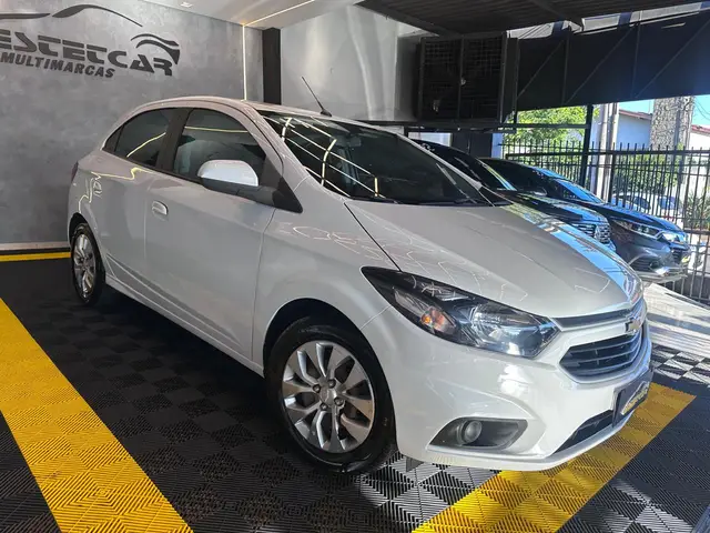 Carro Chevrolet Onix 2017 1.4 LT SPE/4