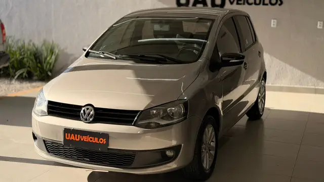 Carro Volkswagen Fox 2012 1.0 8V (Flex) 2p