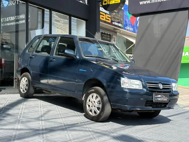 Carro Fiat Uno Mille 2013 Uno Mille Celeb/Celeb.ECON 1.0 F.Flex 4p