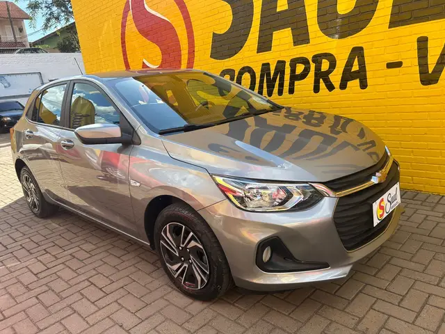 Carro Chevrolet Onix 2025 LT 1.0 Turbo