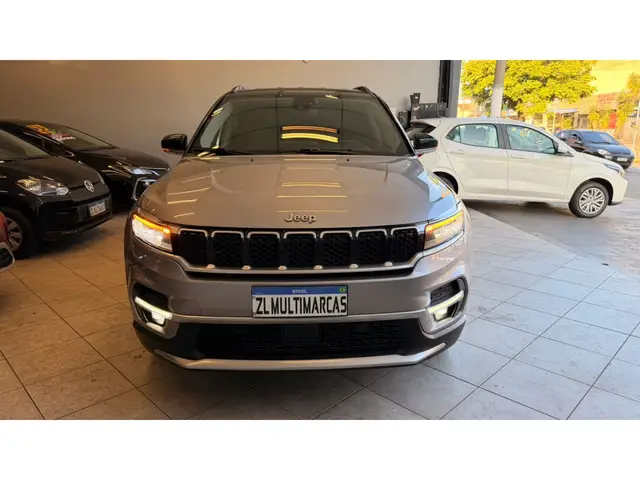 Carro Jeep Commander 2023 Limited 1.3 T270