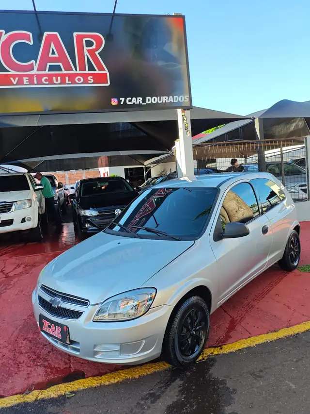 Carro Chevrolet Celta 2013 LS 1.0 (Flex) 2p