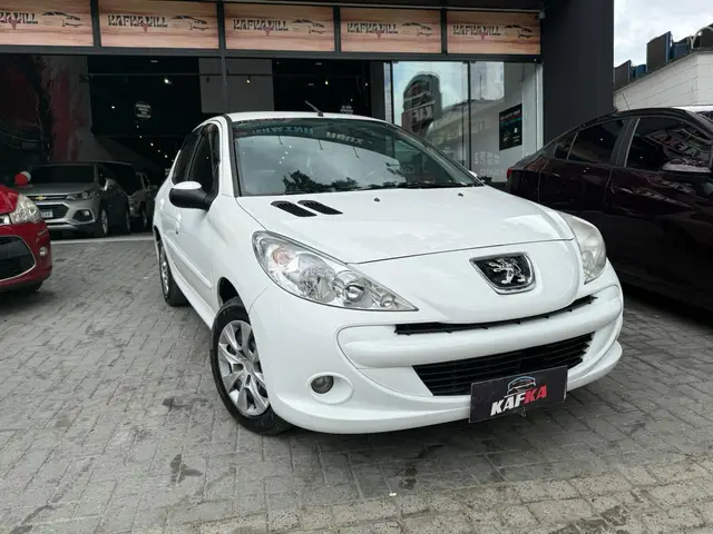 Carro Peugeot 207 2014 Hatch Active 1.4 (Flex)