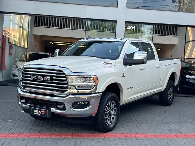 Carro Ram 3500 2024 Limited Longhorn 6.7 4x4