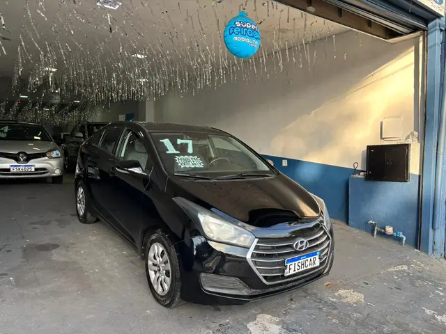 Carro Hyundai HB20S 2017 1.6 Comfort Plus blueMedia (Flex)
