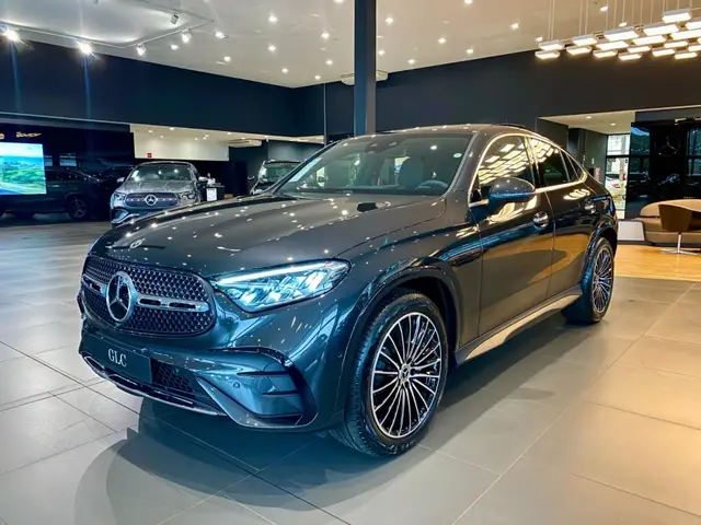 Carro Mercedes-Benz GLC 300  2026 AMG Line Coupe 4M 2.0 TB Aut.