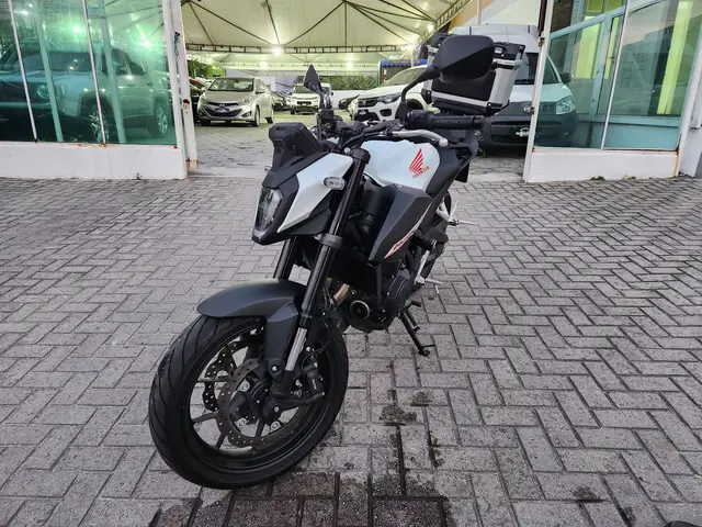 Moto Honda Hornet 2026 500