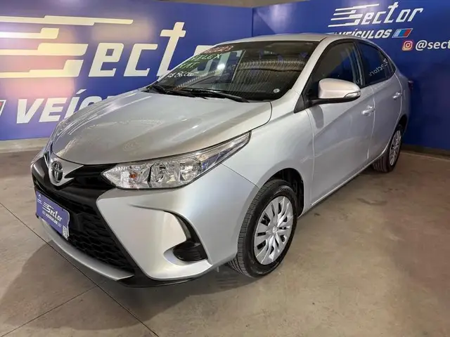 Carro Toyota Yaris 2023 XL 1.5 (Flex) (Aut)